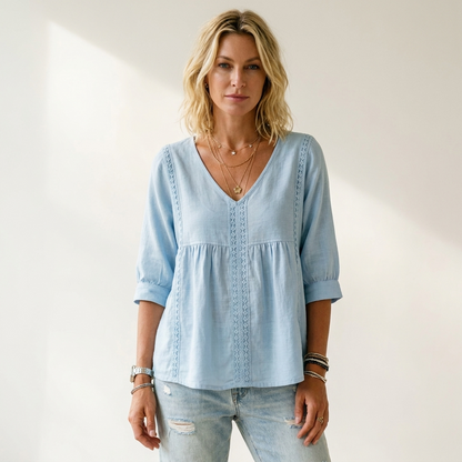 Chic Loose-Fit V-Neck Lace