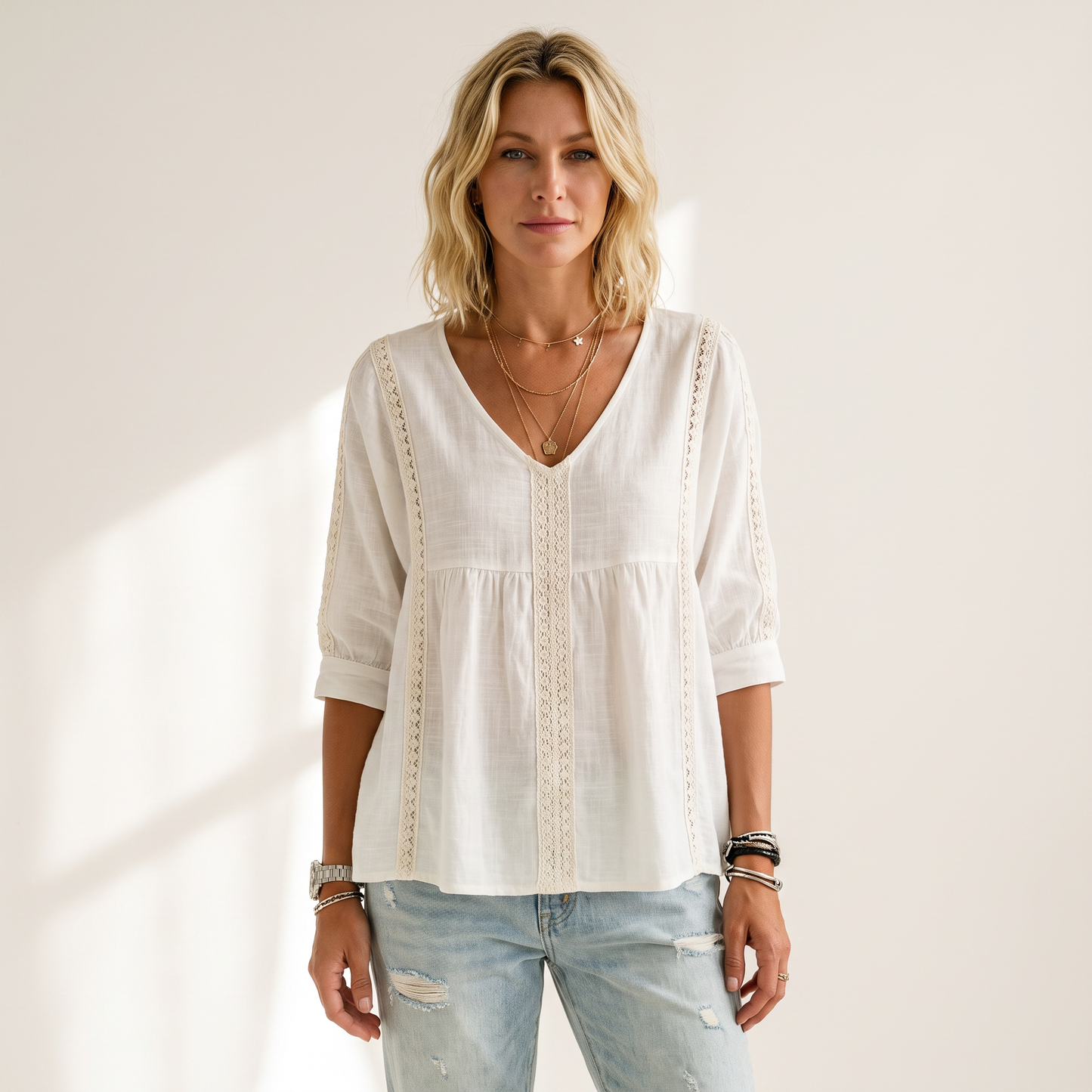 Chic Loose-Fit V-Neck Lace