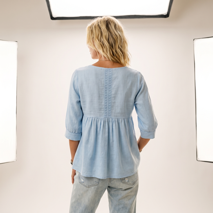 Chic Loose-Fit V-Neck Lace